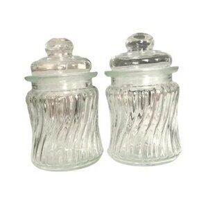 2 Glass Jam Jars with Tight-Sealing Lids